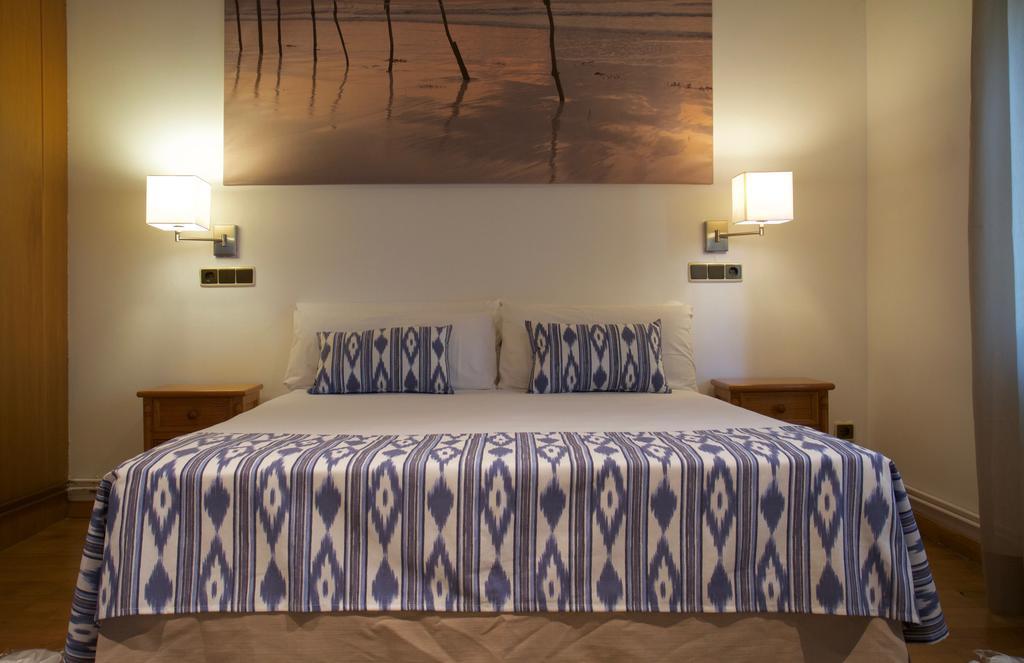 Villa Els Pins ปัลมาเดมายอร์กา ภายนอก รูปภาพ